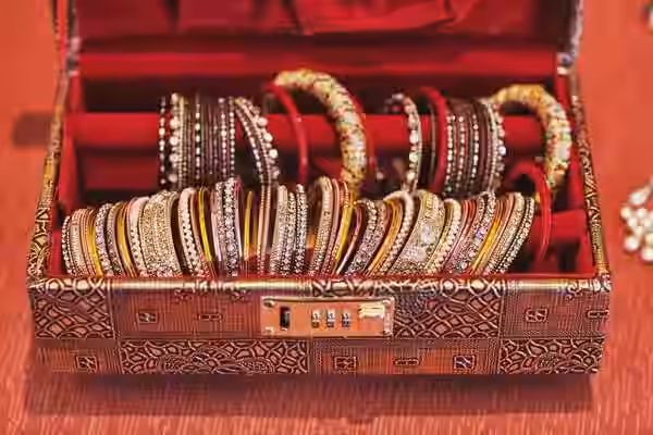Khanak bangles packaged for delivery across India